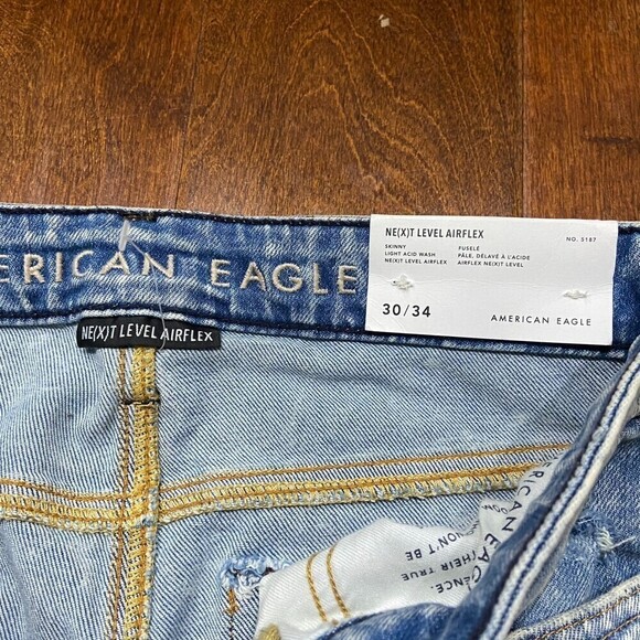 American Eagle Outfitters NWT Next Level Airflex Distressed Denim Jeans Women 30 - Picture 8 of 9